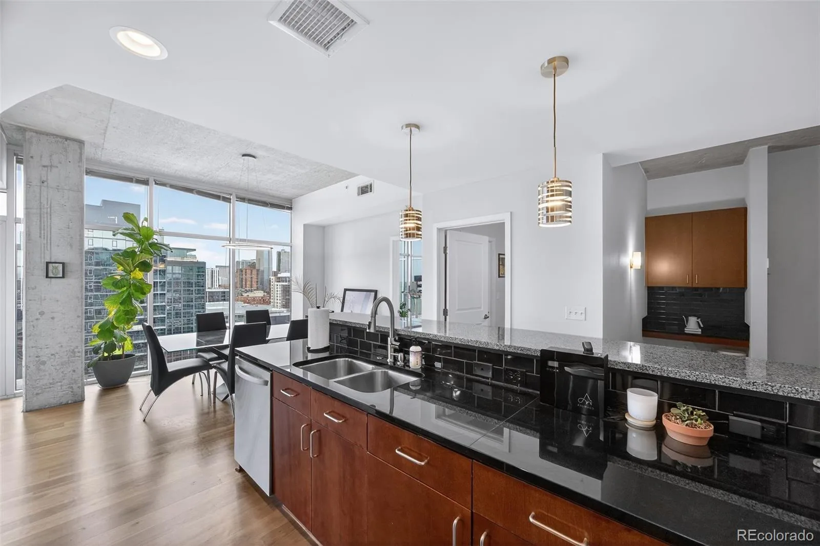 1700 Bassett Street #2012 Denver CO 80202 MLS #REC2876459 06192026050743 1600 12