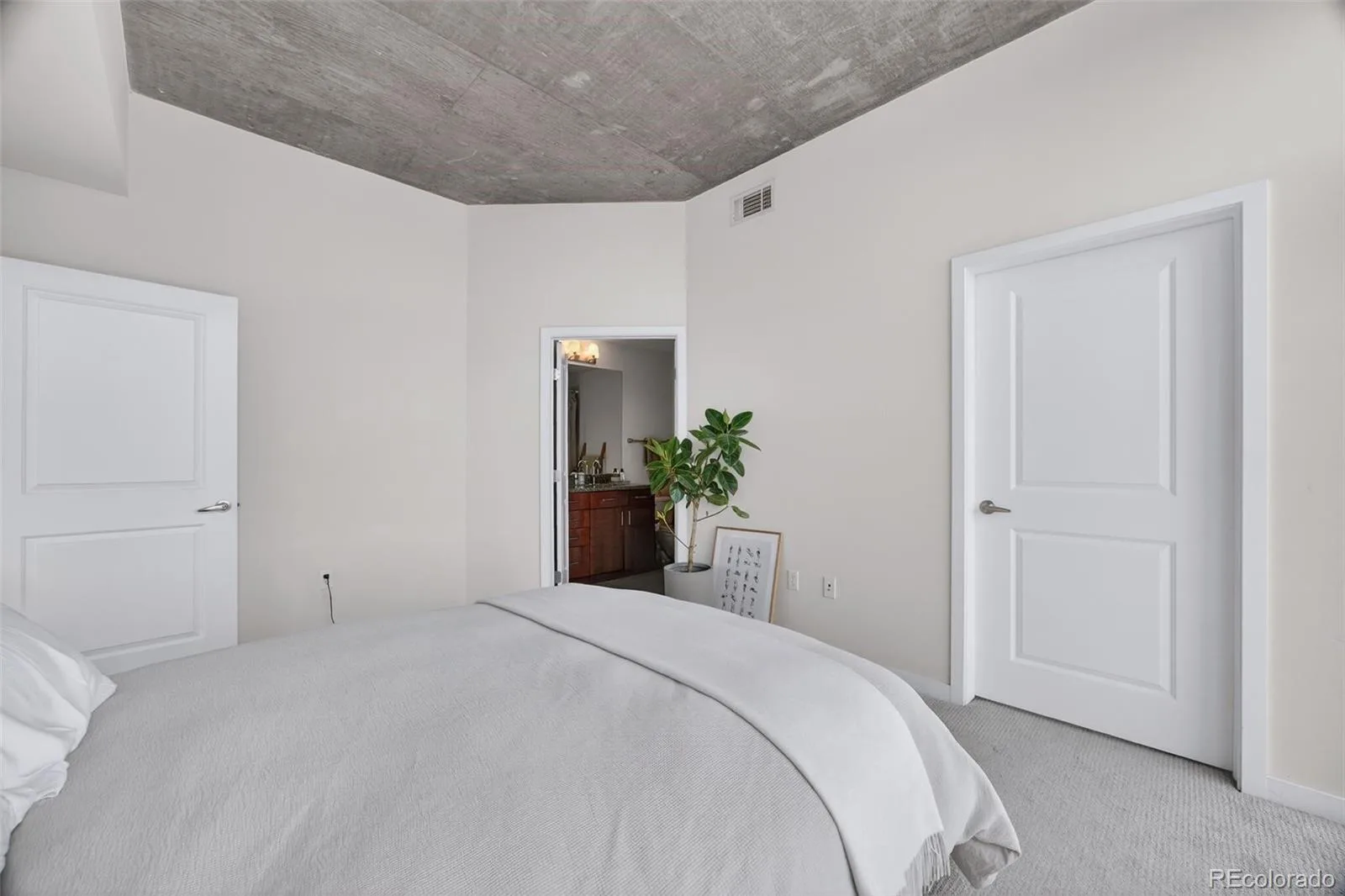 1700 Bassett Street #2012 Denver CO 80202 MLS #REC2876459 06192026050743 1600 18