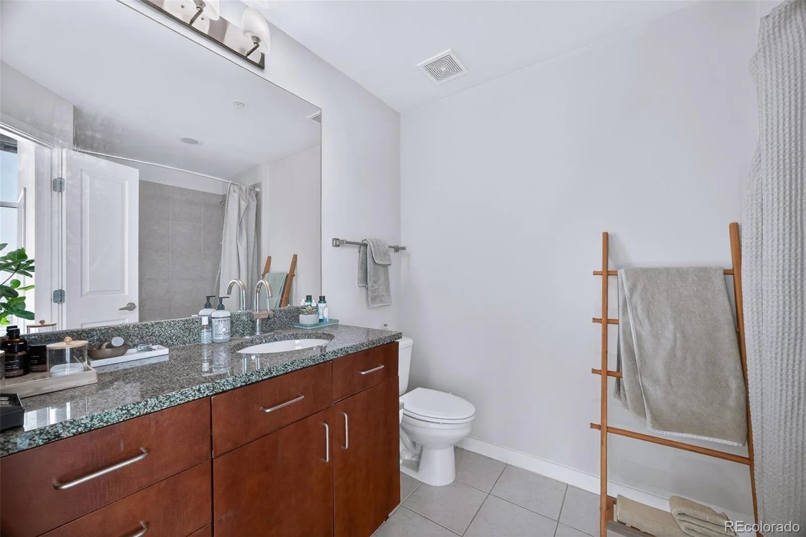 1700 Bassett Street #2012 Denver CO 80202 MLS #REC2876459 06192026050743 1600 20