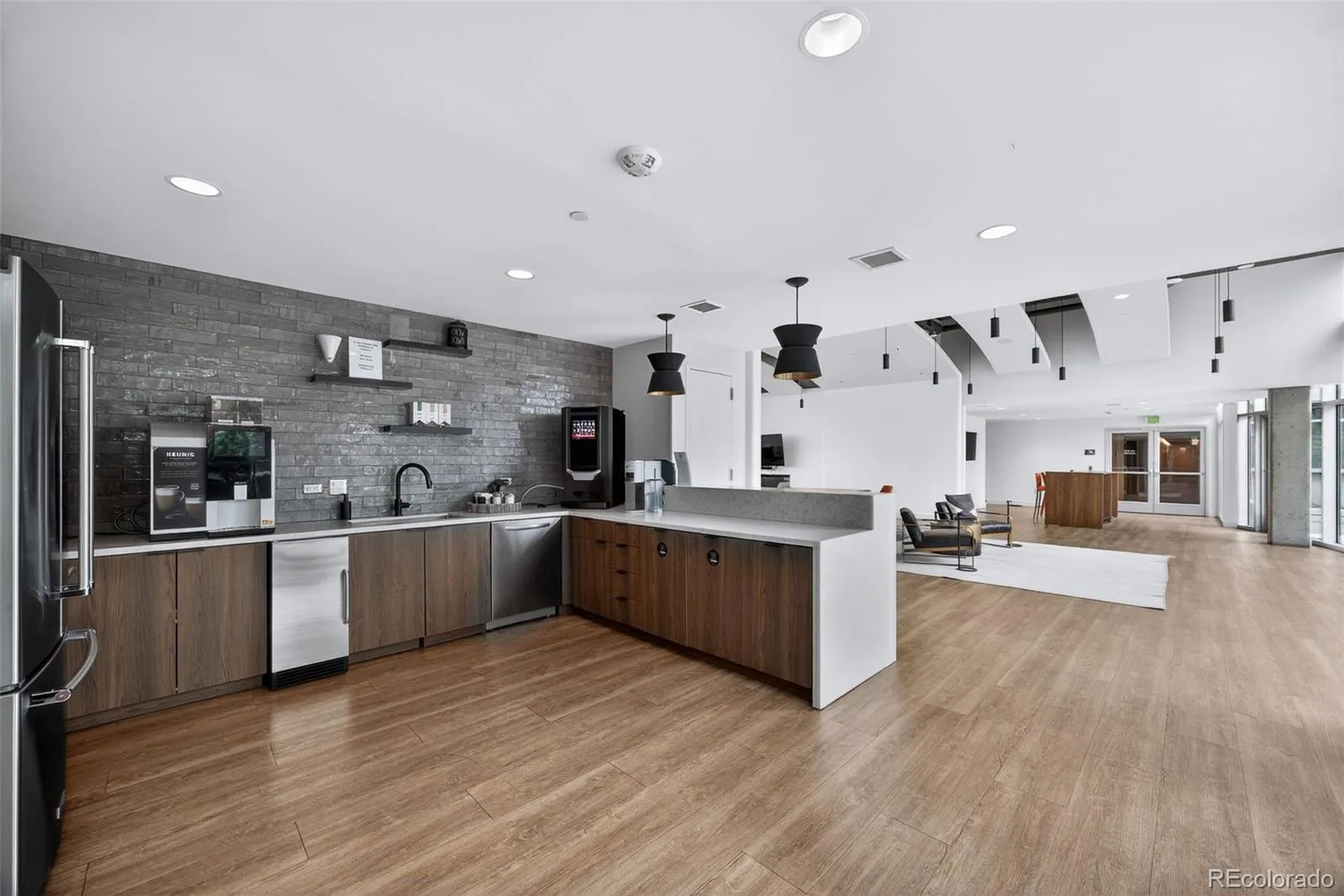 1700 Bassett Street #2012 Denver CO 80202 MLS #REC2876459 06192026050743 1600 31