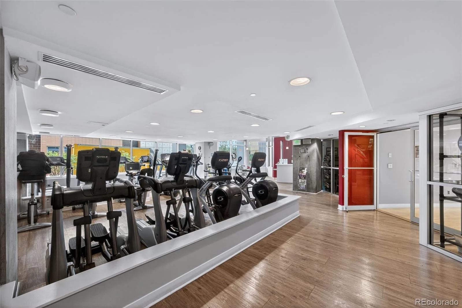 1700 Bassett Street #2012 Denver CO 80202 MLS #REC2876459 06192026050743 1600 33