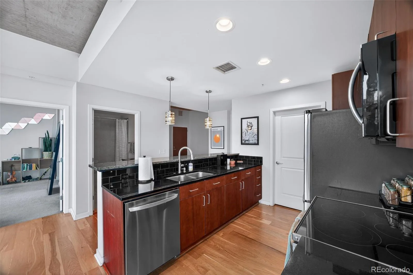1700 Bassett Street #2012 Denver CO 80202 MLS #REC2876459 06192026050743 1600 9