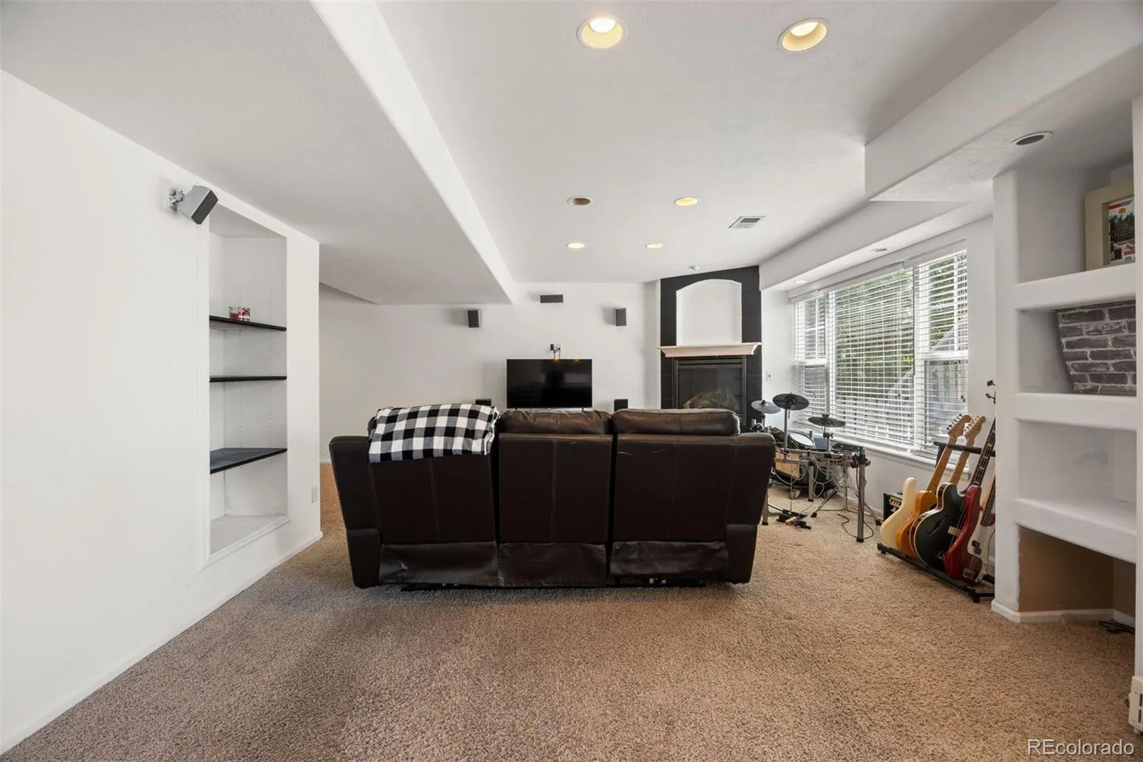 3363 Prairie Vista Drive Castle Rock CO 80109 | MLS #REC2879406 06262026200243 1600 29