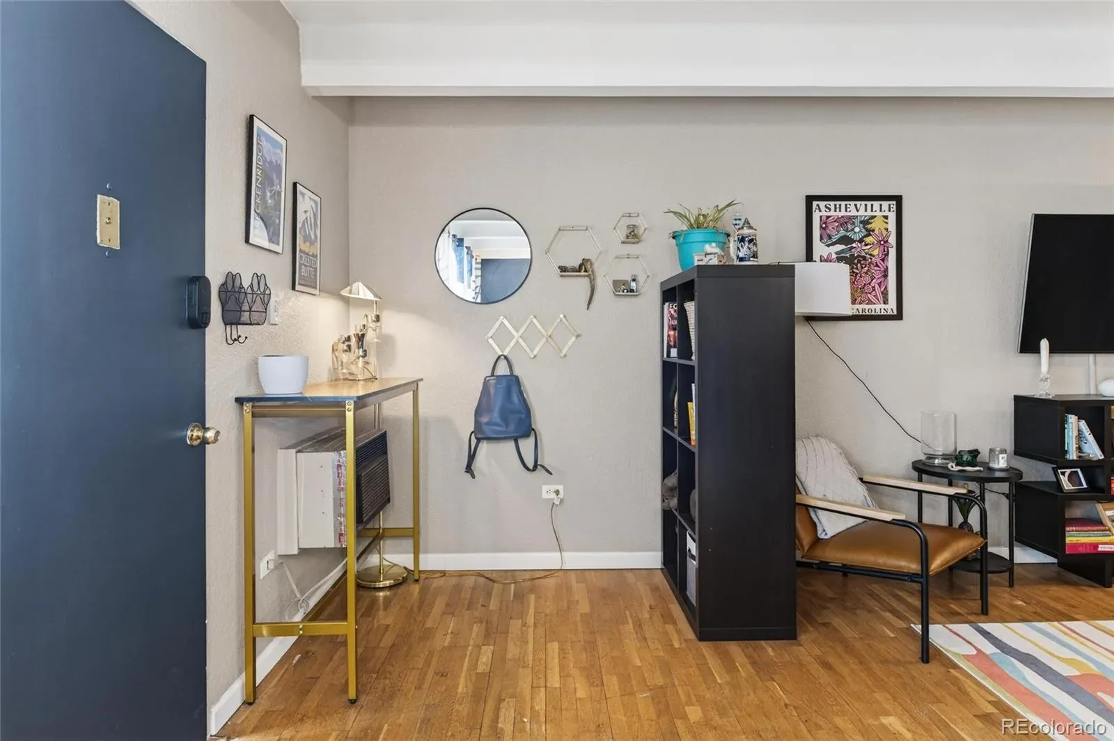 655 N Pearl Street #102 Denver CO 80203 MLS #REC2880390 03102026212338 1600 3