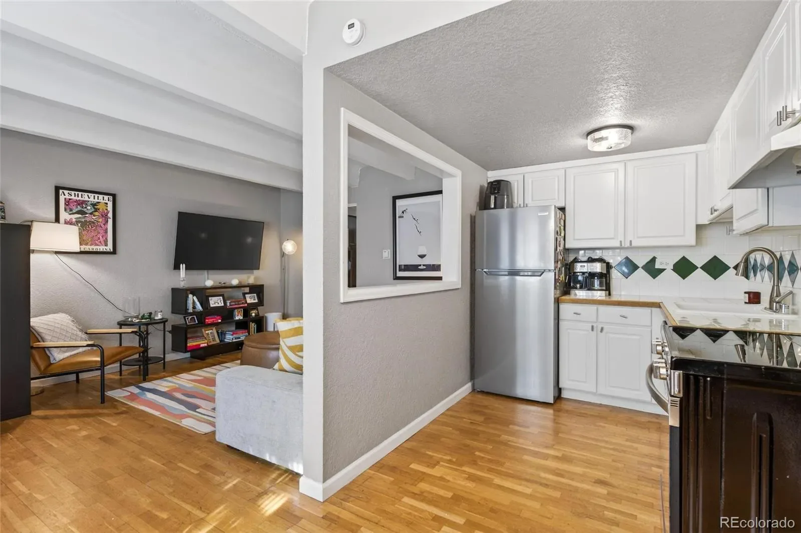 655 N Pearl Street #102 Denver CO 80203 MLS #REC2880390 03102026212338 1600 9