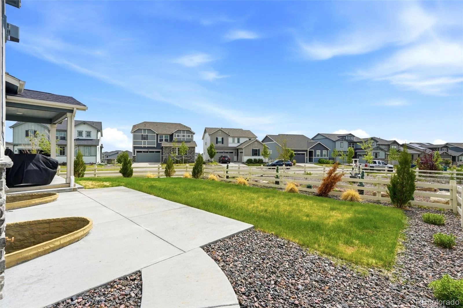6802 S Uriah Street Aurora CO 80016 MLS #REC2882788 06092026194040 1600 36