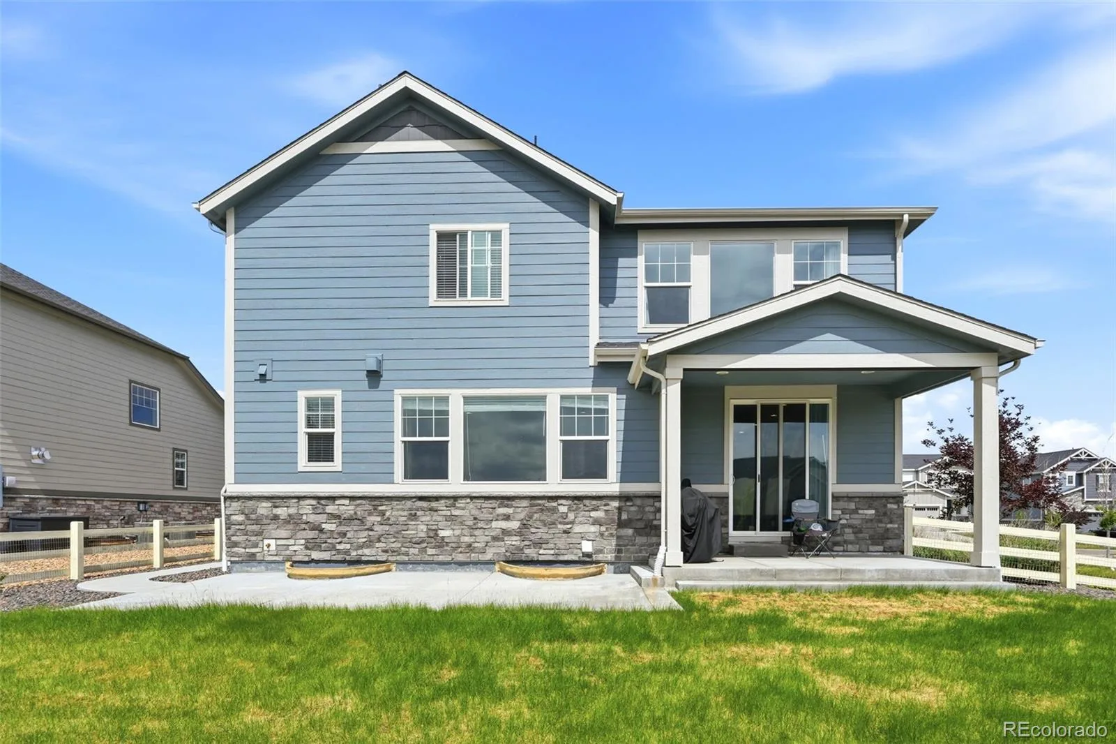 6802 S Uriah Street Aurora CO 80016 MLS #REC2882788 06092026194040 1600 37