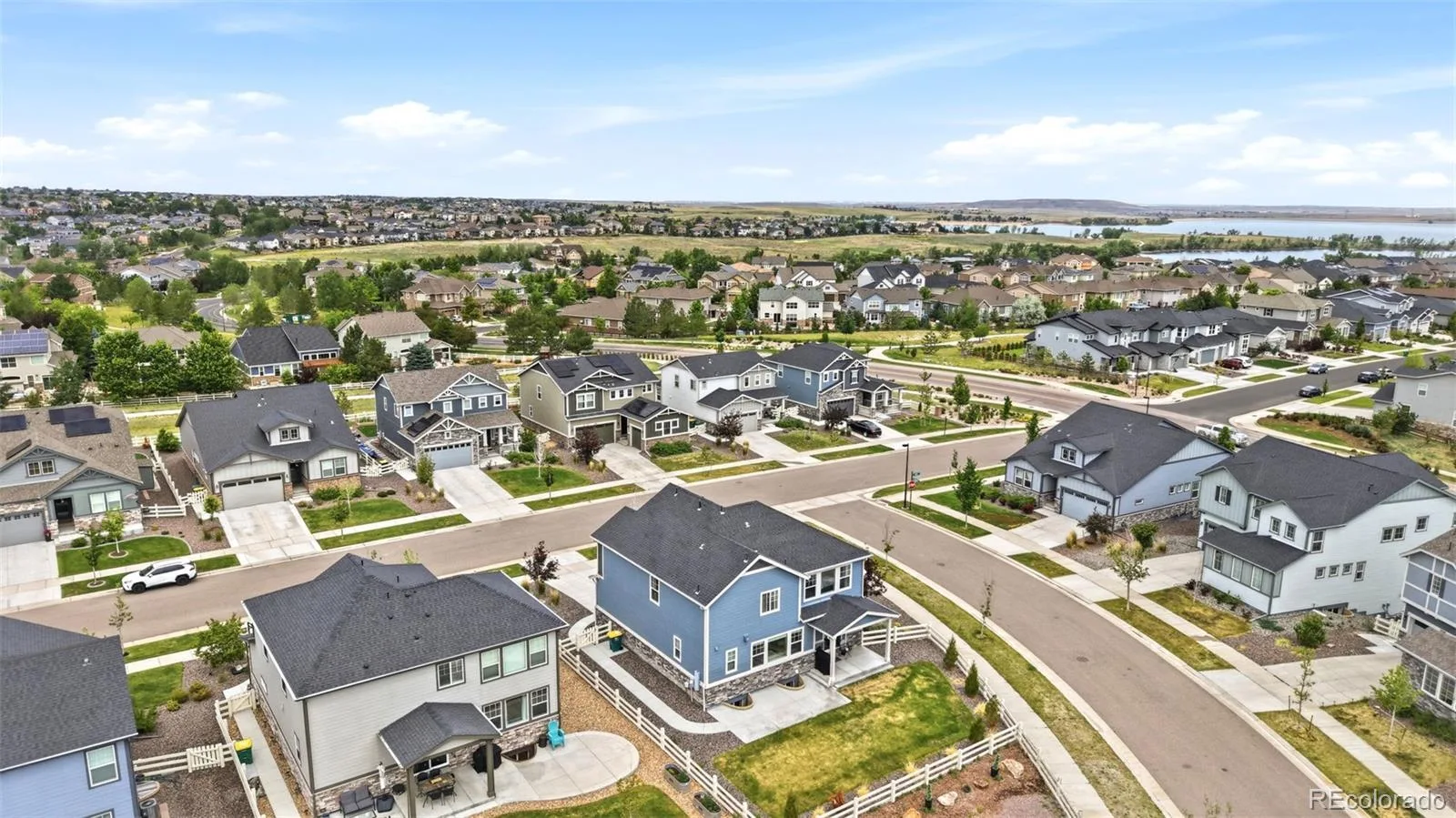 6802 S Uriah Street Aurora CO 80016 MLS #REC2882788 06092026194040 1600 46