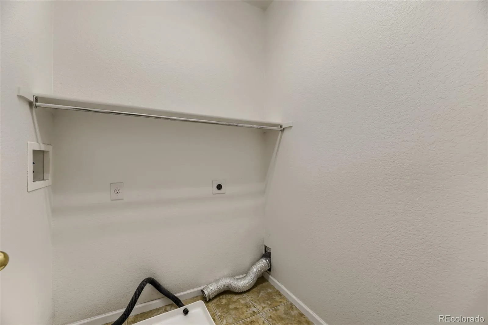 15905 E Geddes Drive #52 Aurora CO 80016 | MLS #REC2882900 08052026224844 1600 24