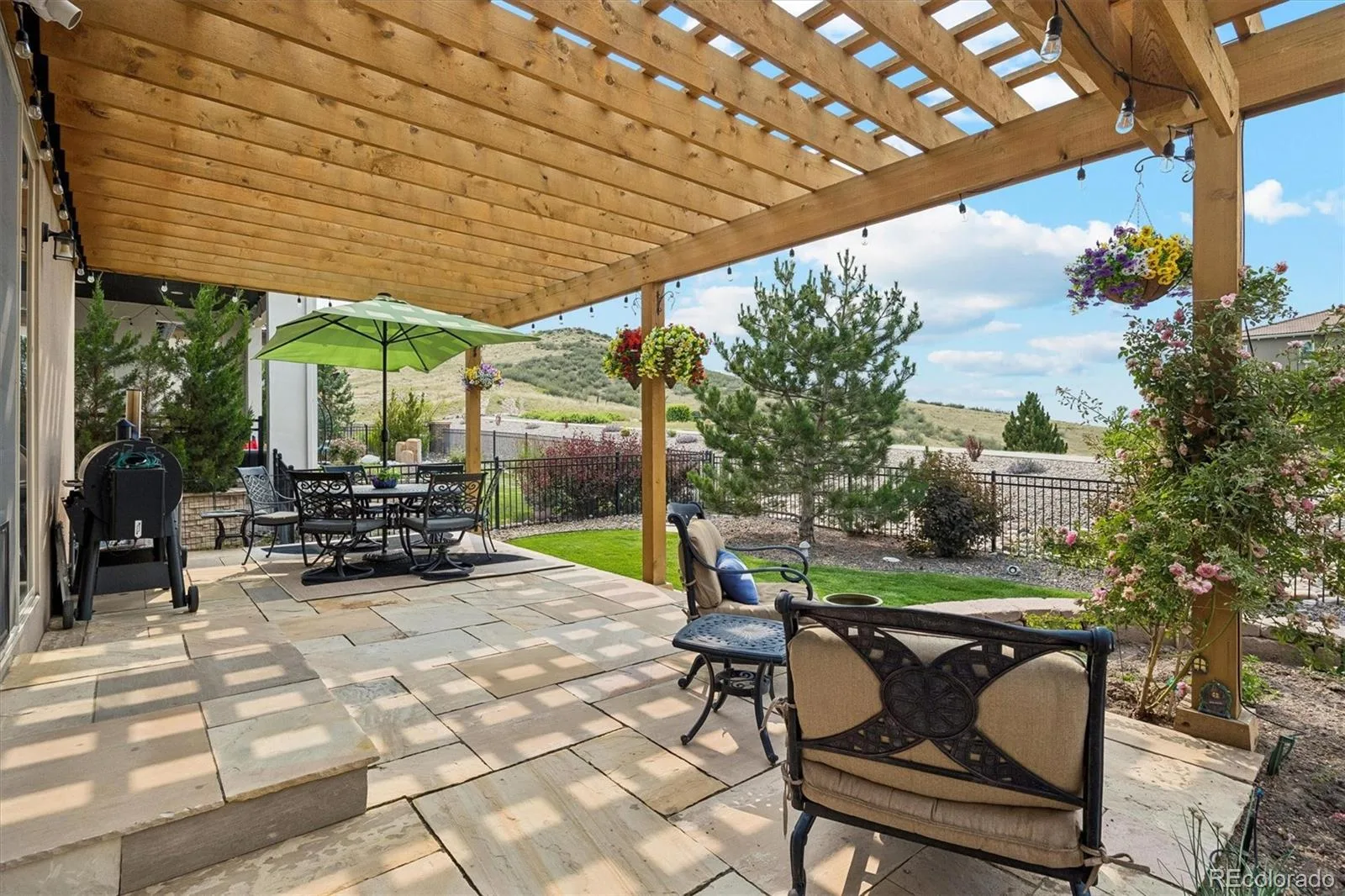 10629 Ladera Point Lone Tree CO 80124 MLS #REC2885341 06252026215513 1600 44