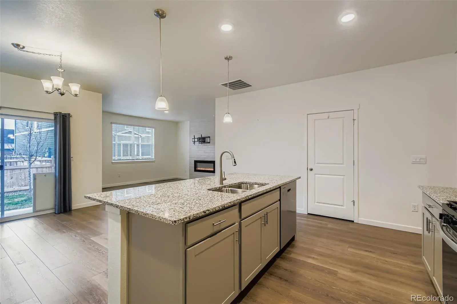 4702 Thistle Drive Brighton CO 80601 | MLS #REC2885927 12152025181025 1600 9