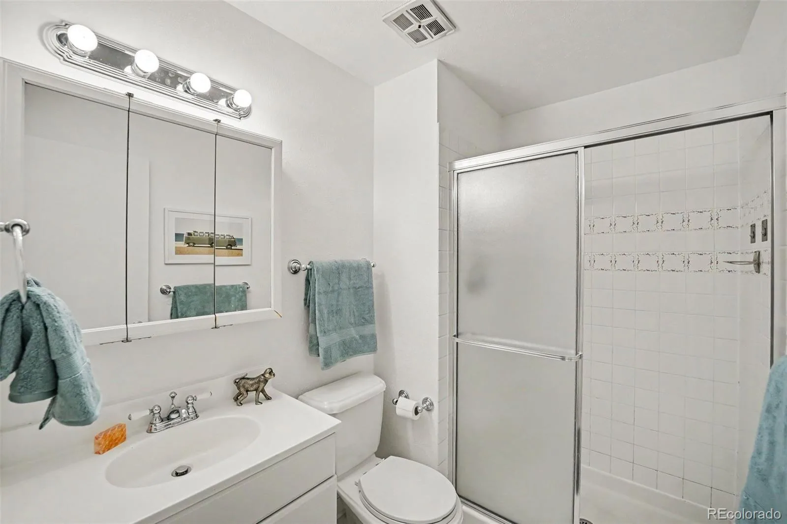 6401 Welch Court Arvada CO 80004 | MLS #REC2886459 08312026234410 1600 16
