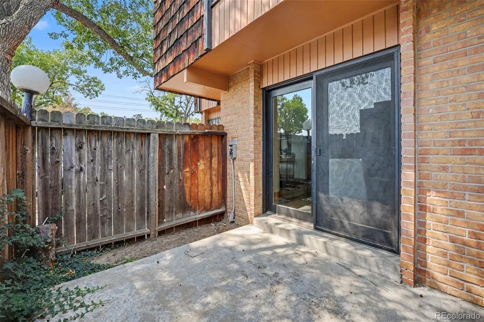 6401 Welch Court Arvada CO 80004 | MLS #REC2886459 08312026234410 1600 26