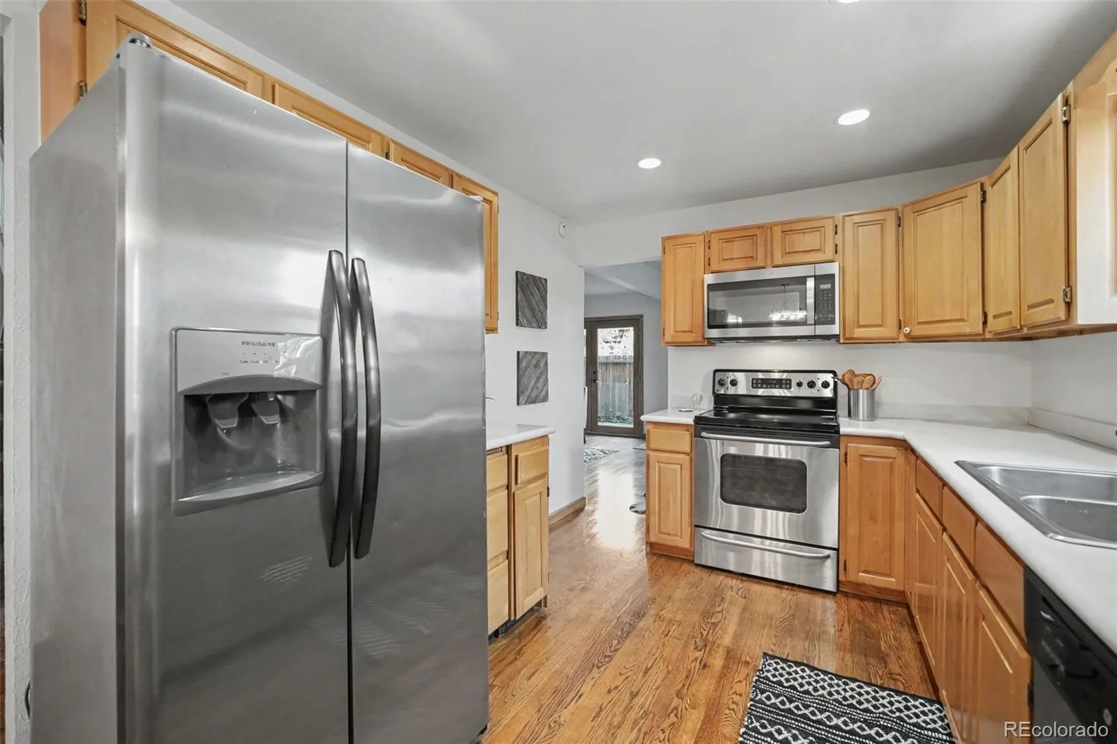 6401 Welch Court Arvada CO 80004 | MLS #REC2886459 08312026234410 1600 9