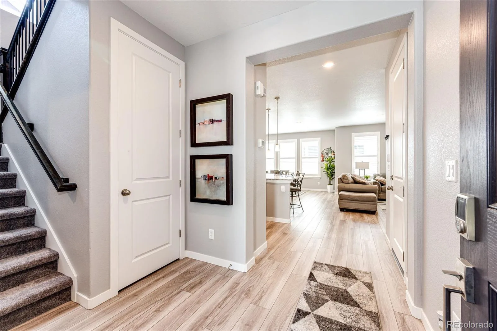 8424 Bijou Creek Avenue Littleton CO 80125 | MLS #REC2887046 08112026124453 1600 10