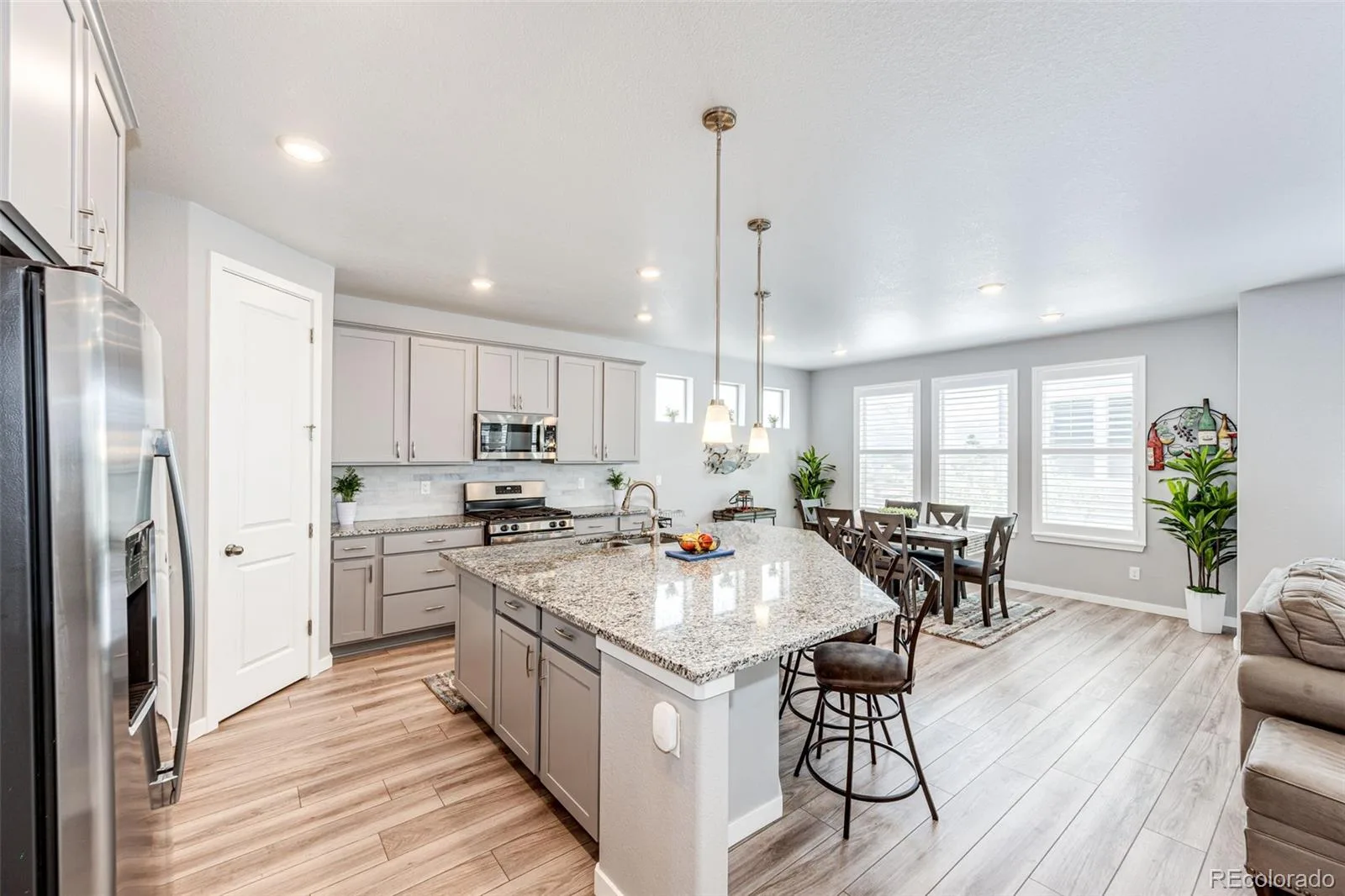 8424 Bijou Creek Avenue Littleton CO 80125 | MLS #REC2887046 08112026124453 1600 2