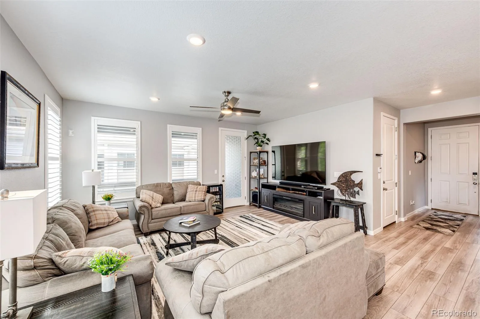 8424 Bijou Creek Avenue Littleton CO 80125 | MLS #REC2887046 08112026124453 1600 5