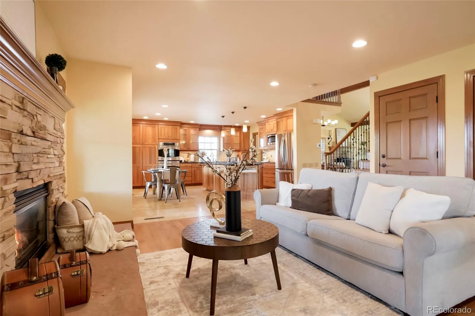 2550 W Long Circle Littleton CO 80120 MLS #REC2888732 07112026161234 1600 14