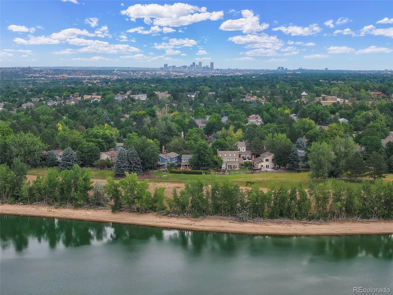 2550 W Long Circle Littleton CO 80120 MLS #REC2888732 07112026161234 1600 37