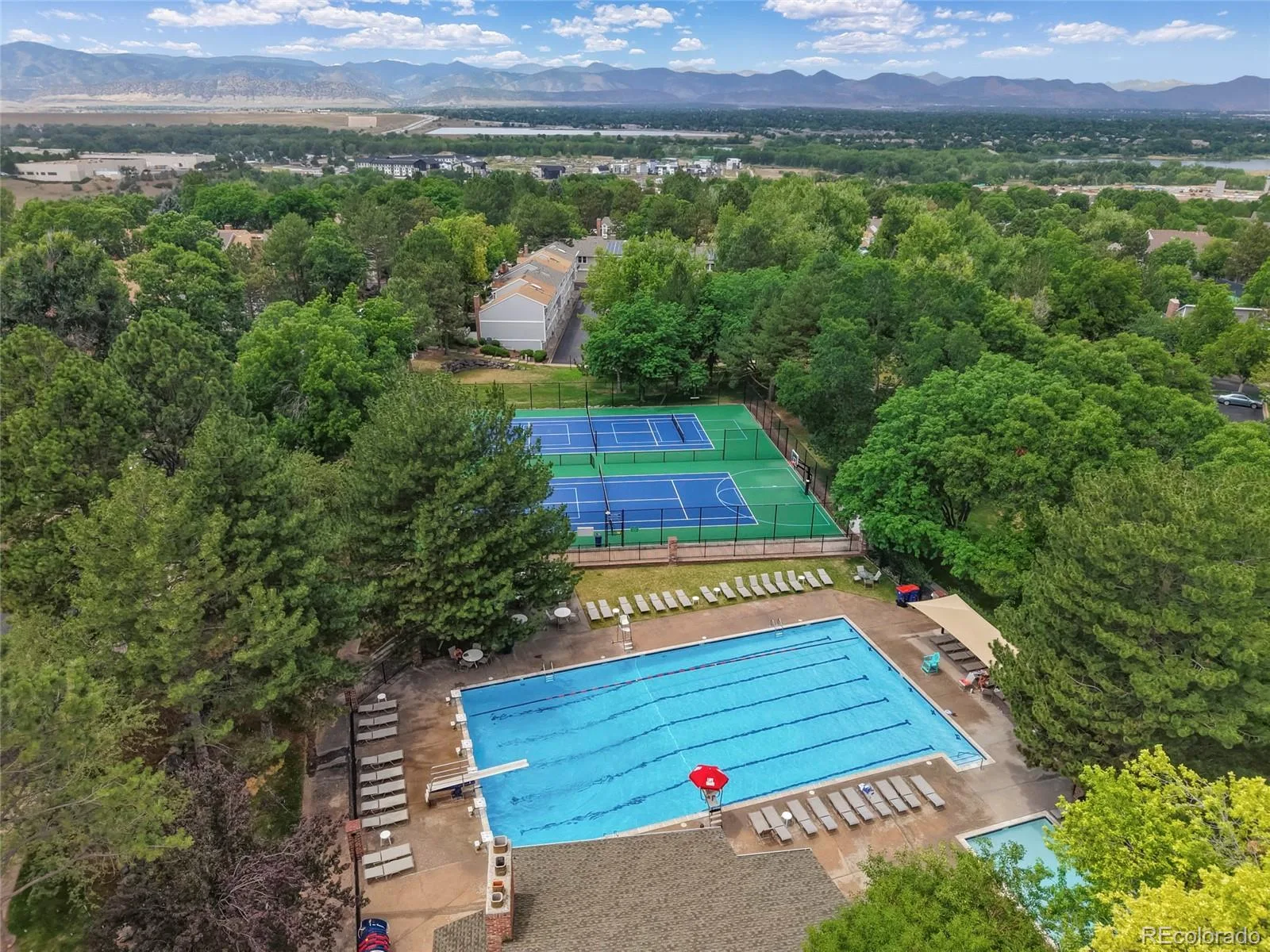 2550 W Long Circle Littleton CO 80120 MLS #REC2888732 07112026161234 1600 41