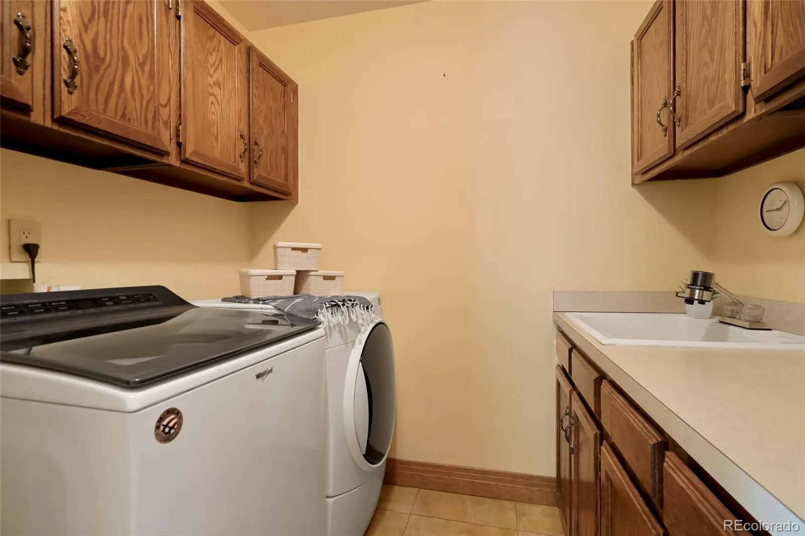 2550 W Long Circle Littleton CO 80120 MLS #REC2888732 07112026161234 1600 42