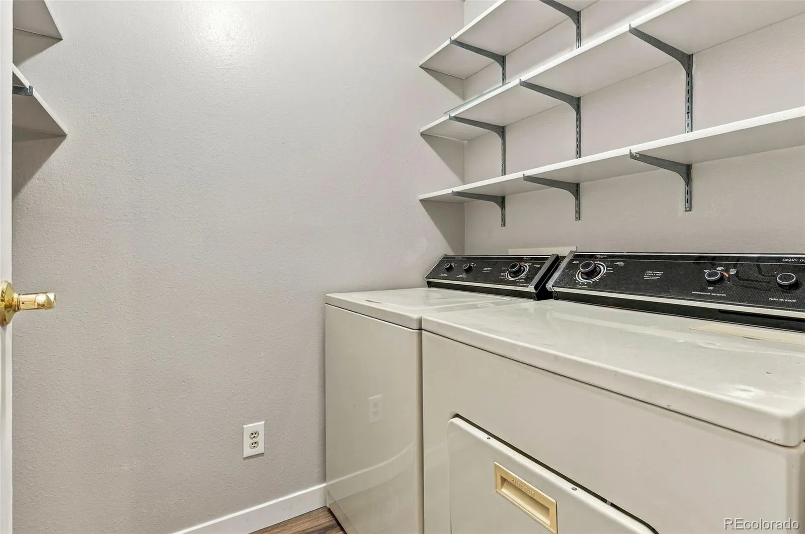 13902 E Marina Drive #410 Aurora CO 80014 | MLS #REC2889771 09232026083916 1600 25