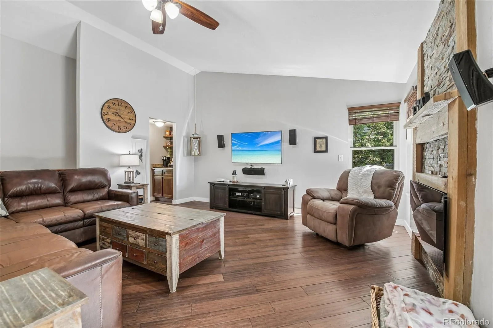 7524 Benton Street Arvada CO 80003 | MLS #REC2892030 07302026034634 1600 8