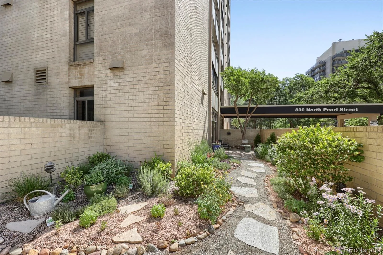 800 N Pearl Street #407 Denver CO 80203 MLS #REC2892072 06192026035306 1600 1