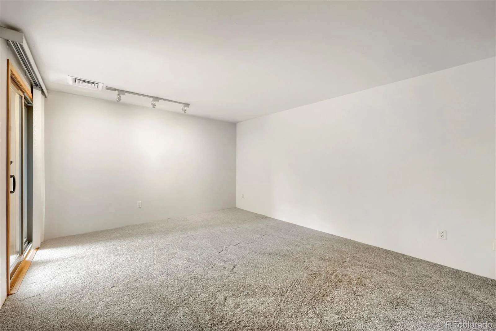 800 N Pearl Street #407 Denver CO 80203 MLS #REC2892072 06192026035306 1600 16