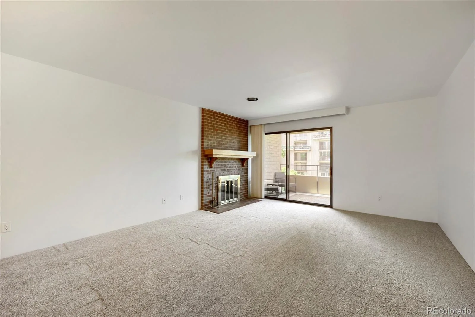800 N Pearl Street #407 Denver CO 80203 MLS #REC2892072 06192026035306 1600 3