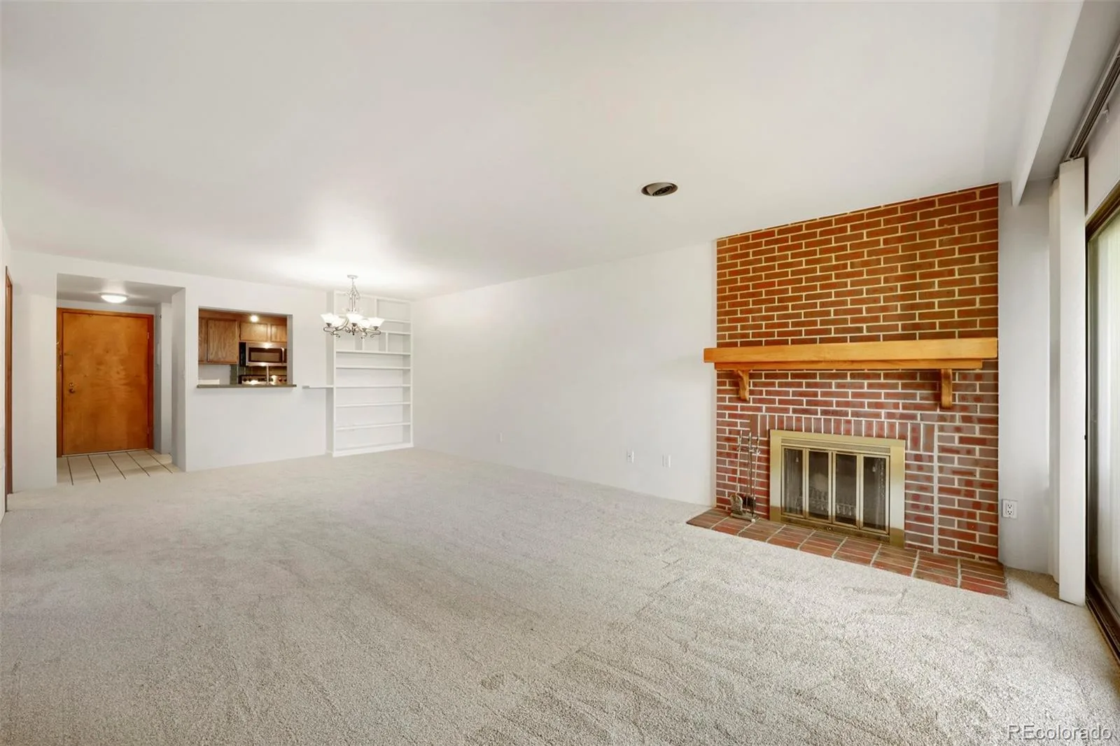 800 N Pearl Street #407 Denver CO 80203 MLS #REC2892072 06192026035306 1600 6