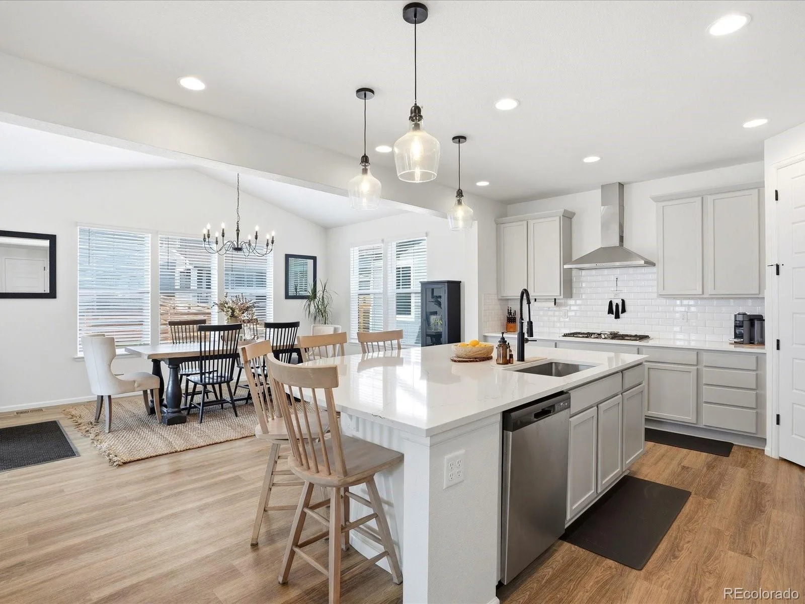 24601 E 37th Avenue Aurora CO 80019 | MLS #REC2893390 07212026080447 1600 12