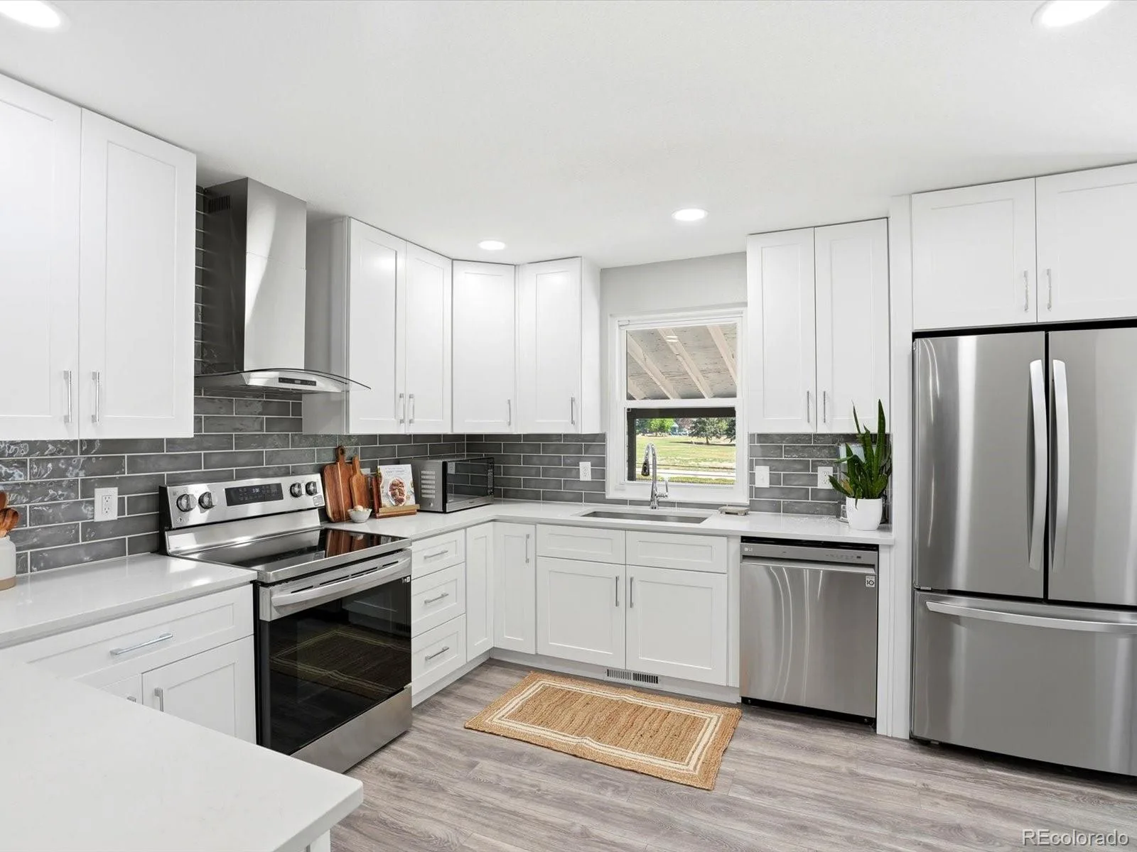 1069 S Lewiston Way Aurora CO 80017 MLS #REC2894820 06182026185735 1600 15