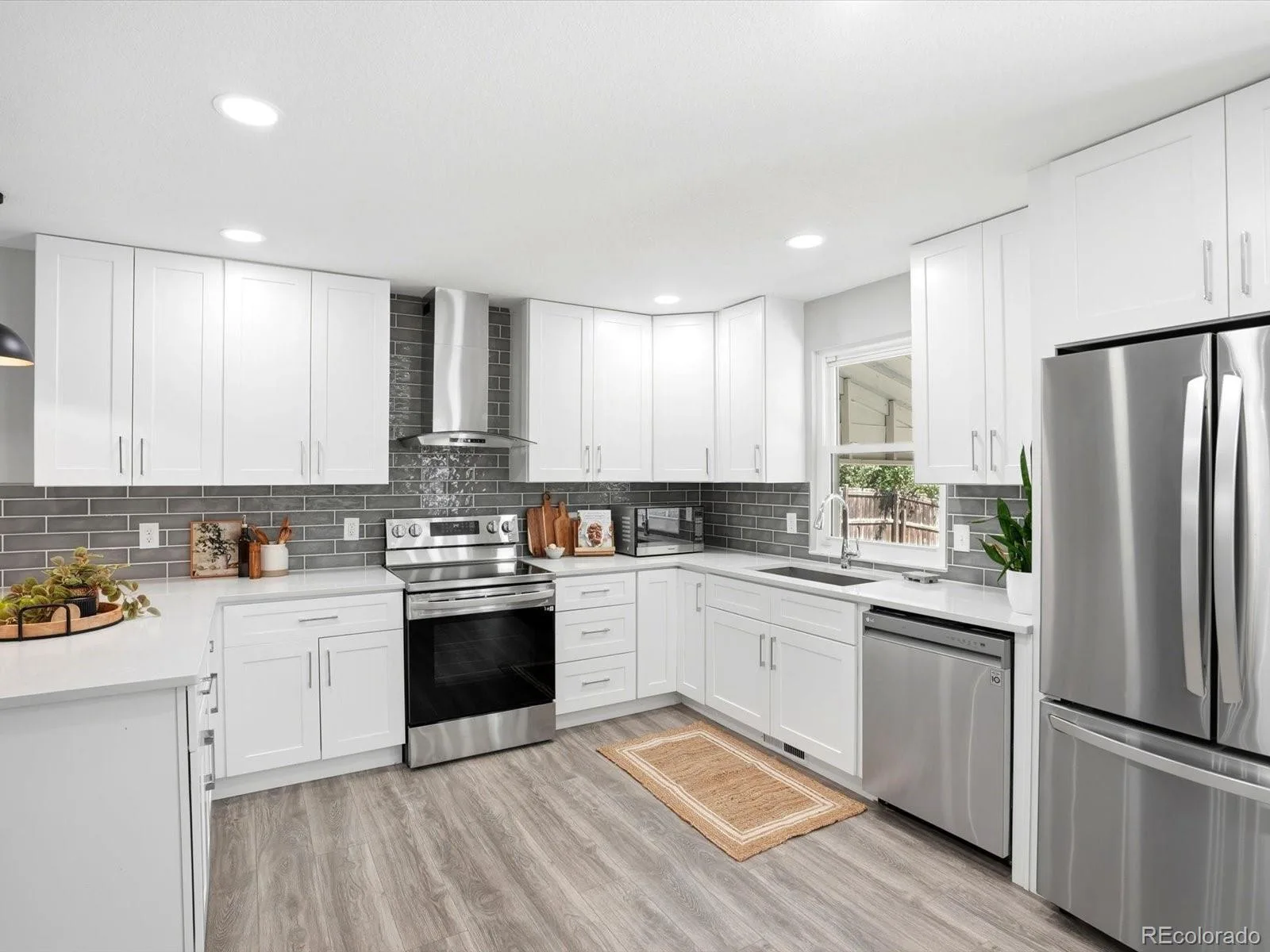 1069 S Lewiston Way Aurora CO 80017 MLS #REC2894820 06182026185735 1600 16