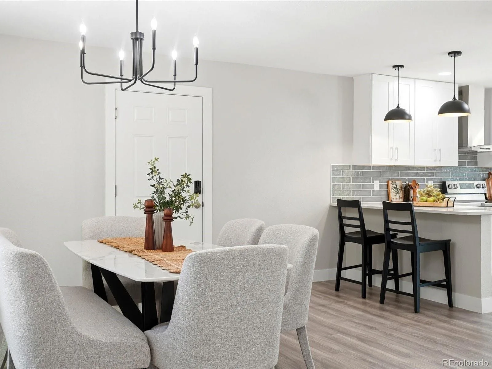 1069 S Lewiston Way Aurora CO 80017 MLS #REC2894820 06182026185735 1600 18