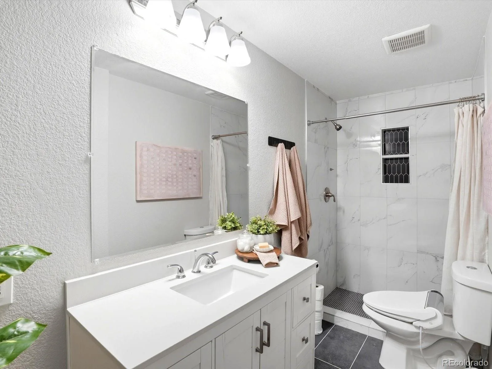 1069 S Lewiston Way Aurora CO 80017 MLS #REC2894820 06182026185735 1600 26
