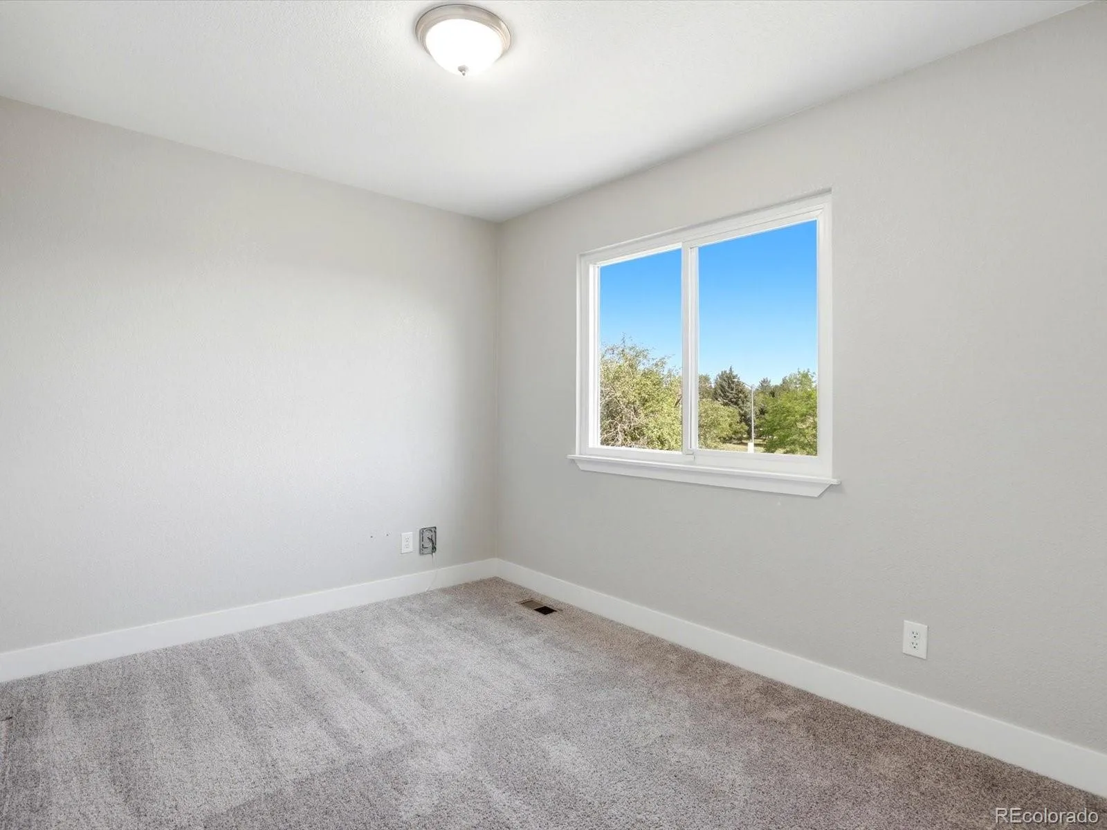 1069 S Lewiston Way Aurora CO 80017 MLS #REC2894820 06182026185735 1600 30