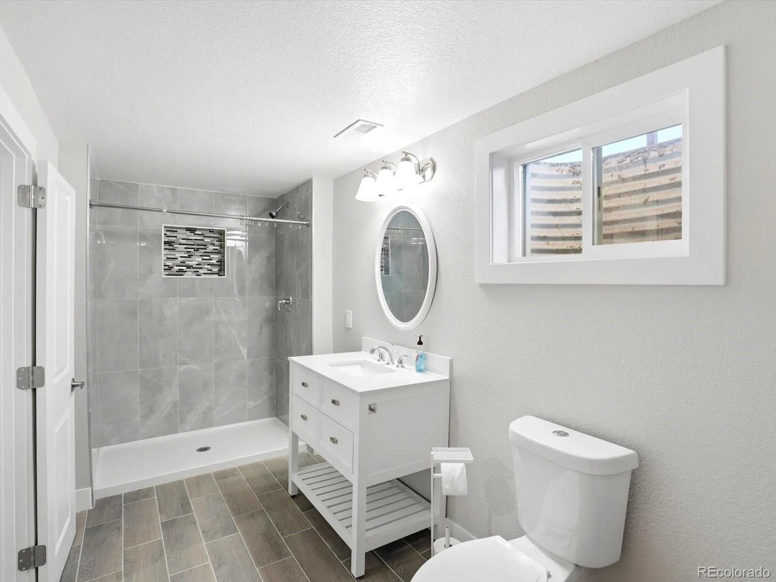 1069 S Lewiston Way Aurora CO 80017 MLS #REC2894820 06182026185735 1600 37