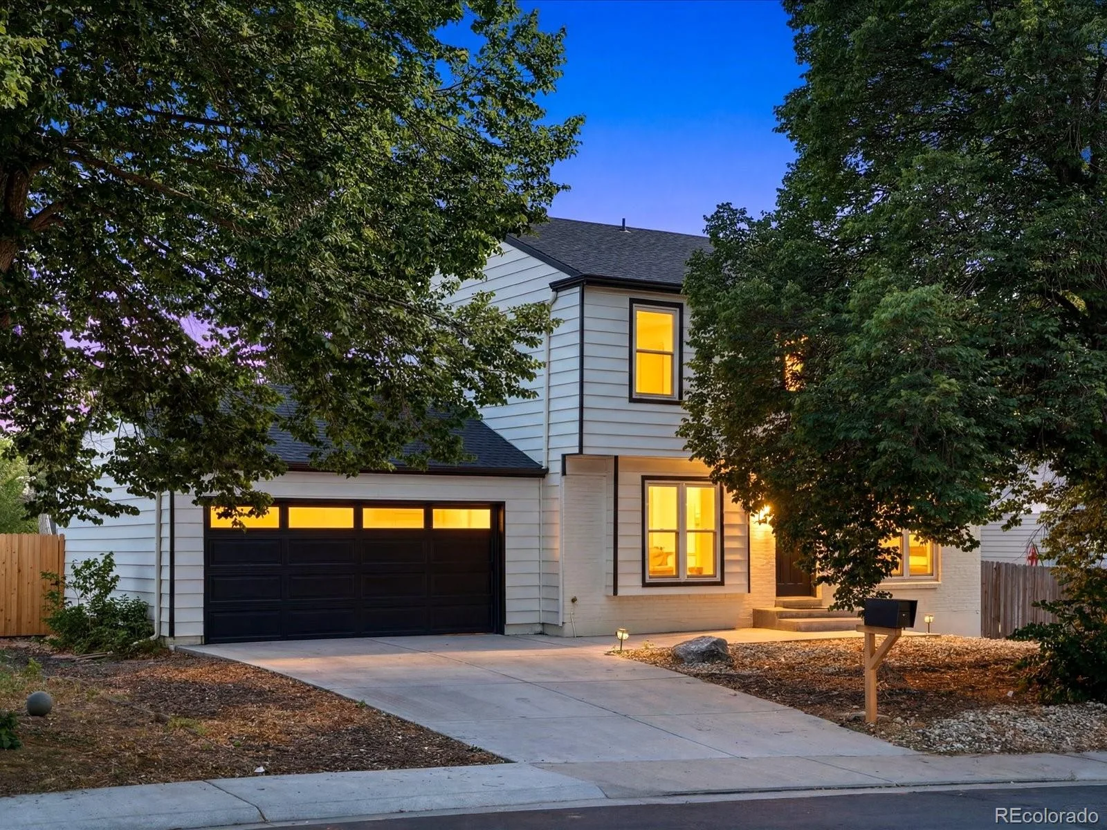 1069 S Lewiston Way Aurora CO 80017 MLS #REC2894820 06182026185735 1600 39