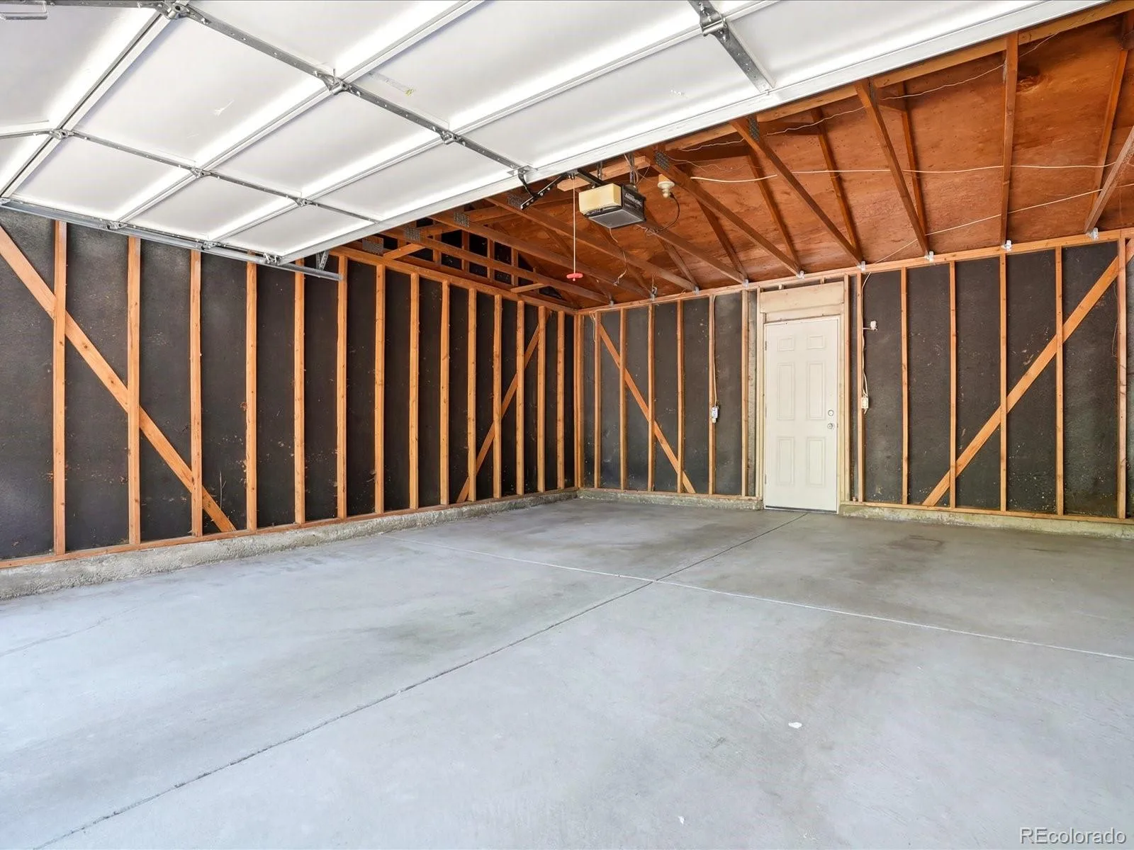 1069 S Lewiston Way Aurora CO 80017 MLS #REC2894820 06182026185735 1600 45