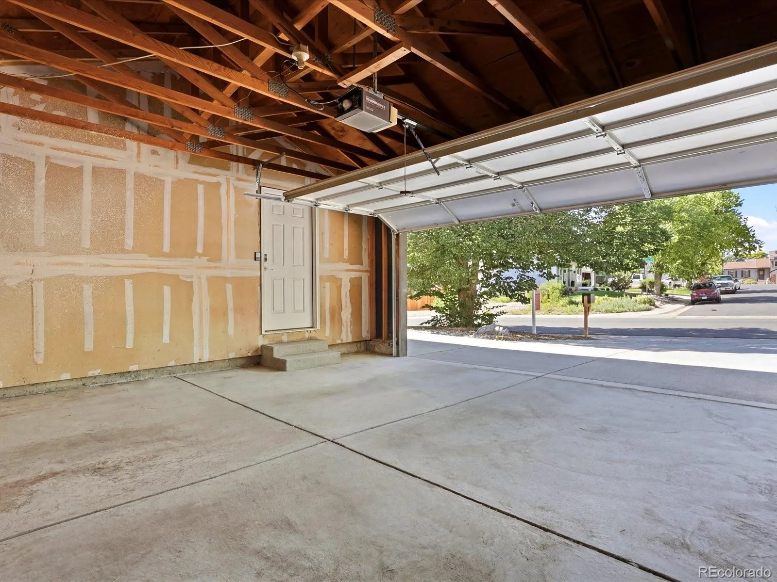 1069 S Lewiston Way Aurora CO 80017 MLS #REC2894820 06182026185735 1600 46