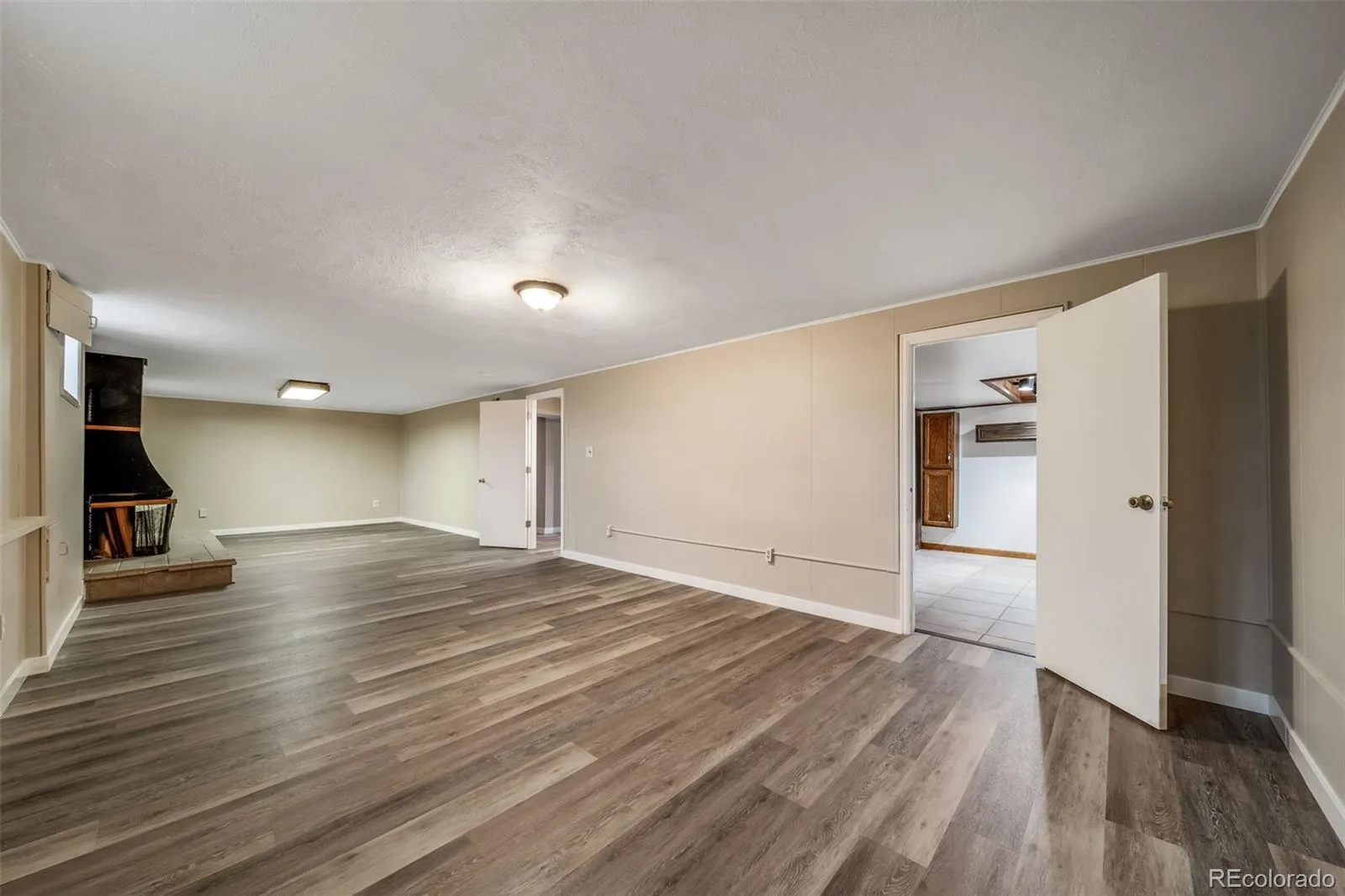 3443 S Vrain Street Denver CO 80236 MLS #REC2895020 05092026054455 1600 33