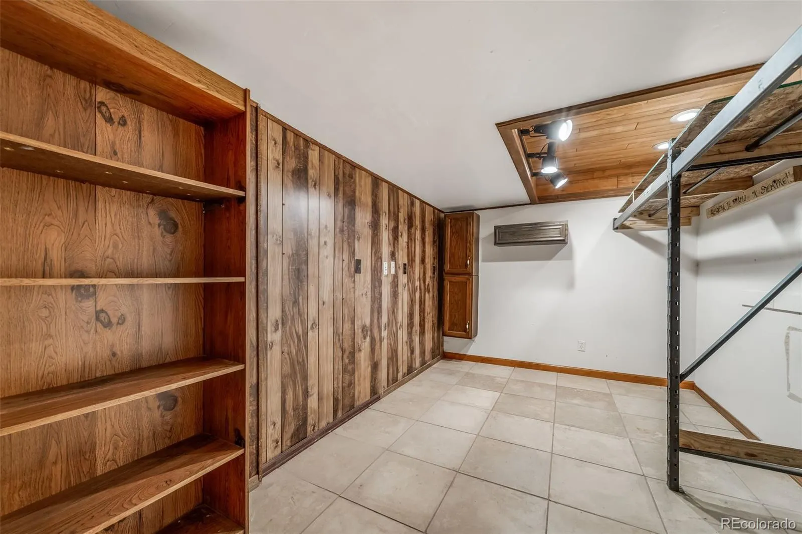 3443 S Vrain Street Denver CO 80236 MLS #REC2895020 05092026054455 1600 34