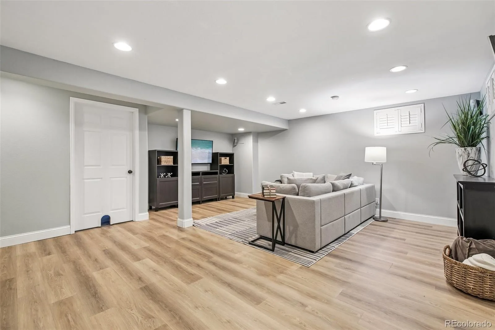 7230 S Hudson Way Centennial CO 80122 MLS #REC2895434 07072026214331 1600 34