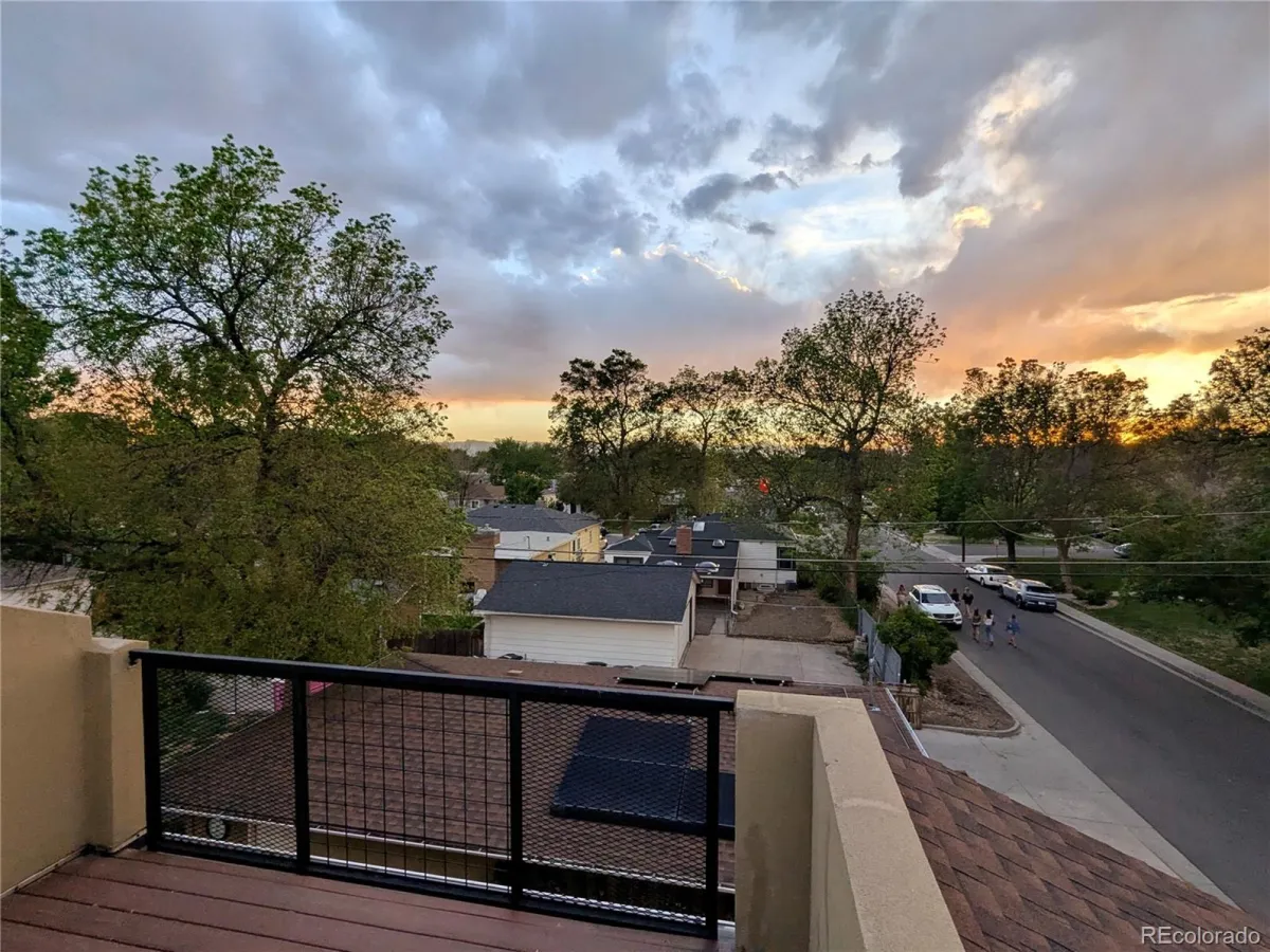 2401 S Lafayette Street Denver CO 80210 MLS #REC2896564 05152026145319 1200 26