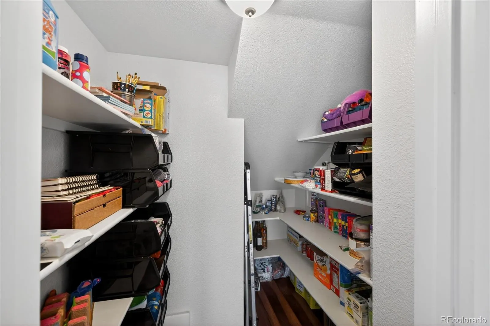 2401 S Lafayette Street Denver CO 80210 MLS #REC2896564 05152026145319 1600 24