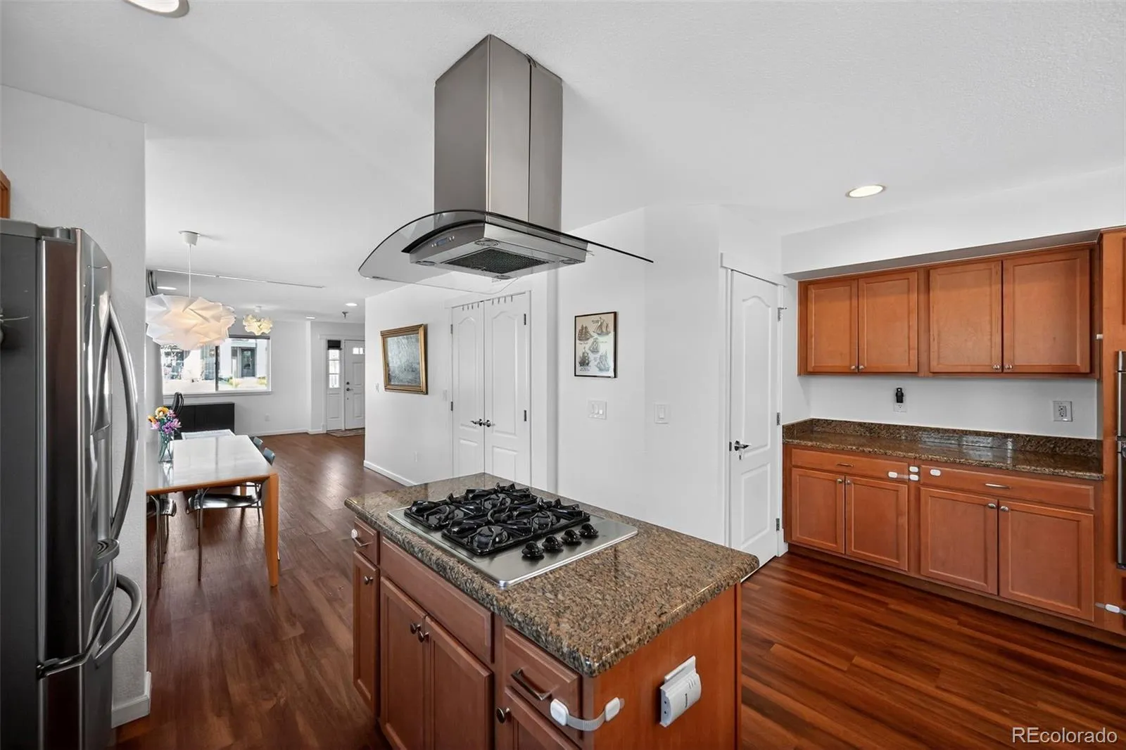 2401 S Lafayette Street Denver CO 80210 MLS #REC2896564 05152026145319 1600 4