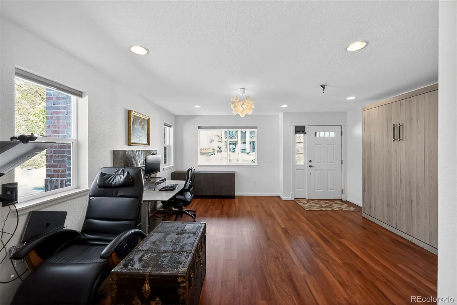 2401 S Lafayette Street Denver CO 80210 MLS #REC2896564 05152026145319 1600 8