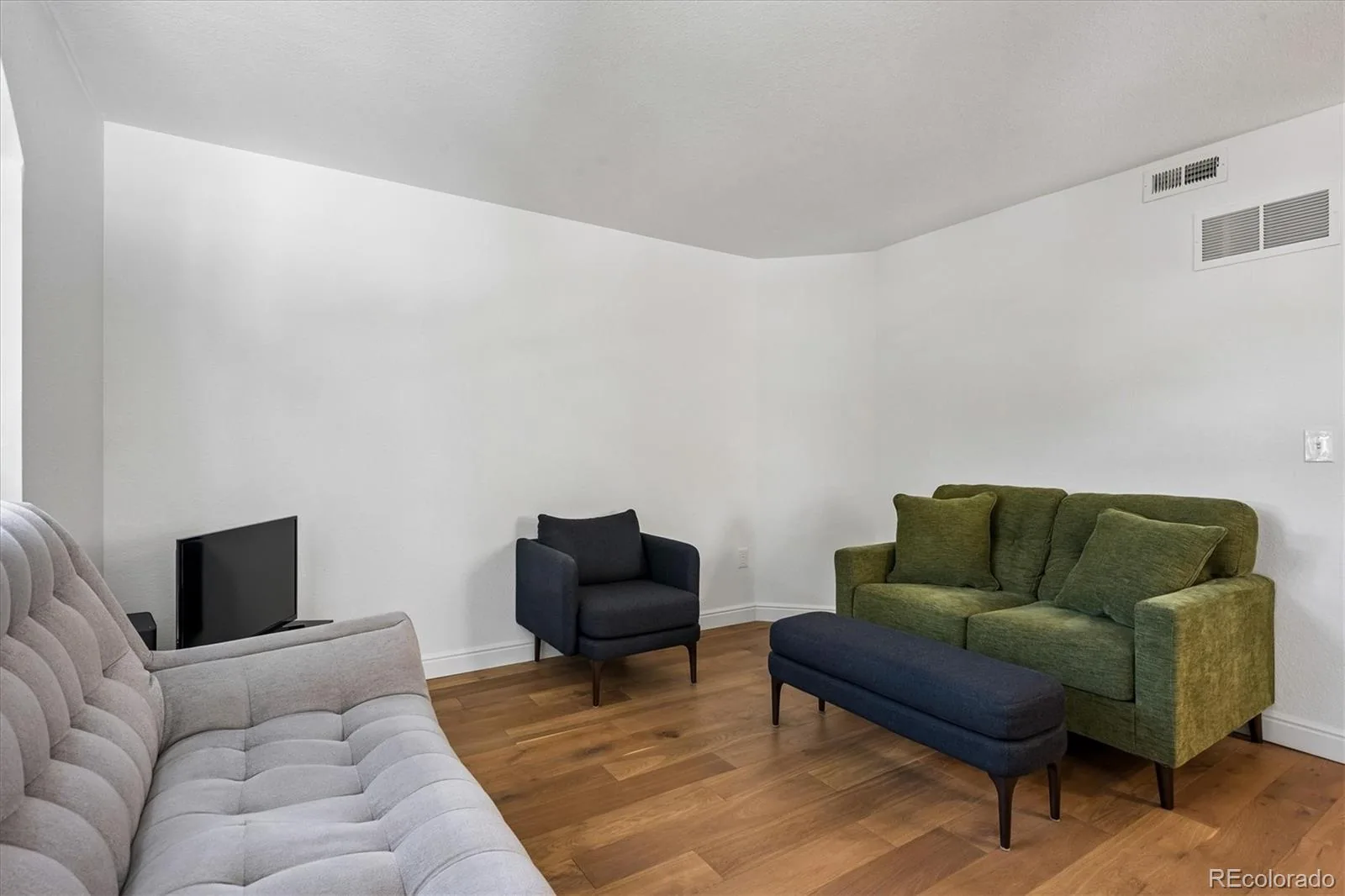 1880 S Cole Street #B8 Denver CO 80228 | MLS #REC2896714 07142026224652 1600 1