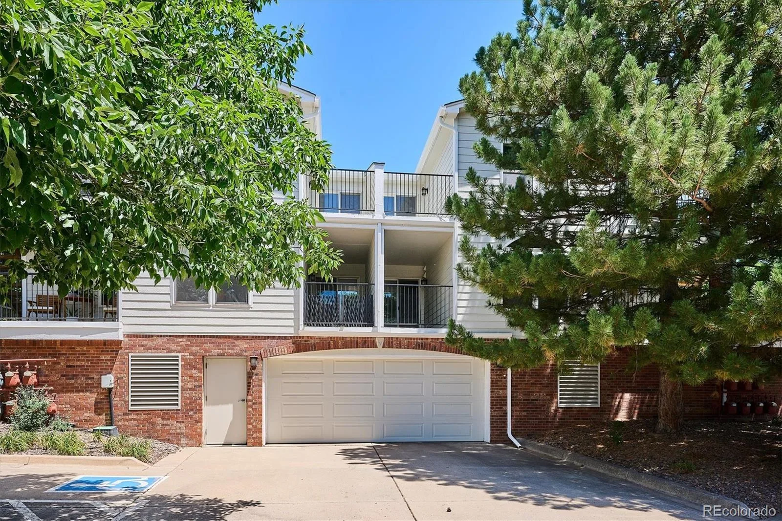 1880 S Cole Street #B8 Denver CO 80228 | MLS #REC2896714 07142026224652 1600 18